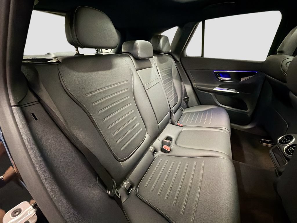 Certified 2026 Mercedes-Benz GLC 300 image 28