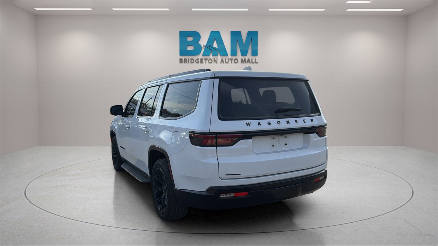 Used 2023 Jeep Wagoneer Series II image 5