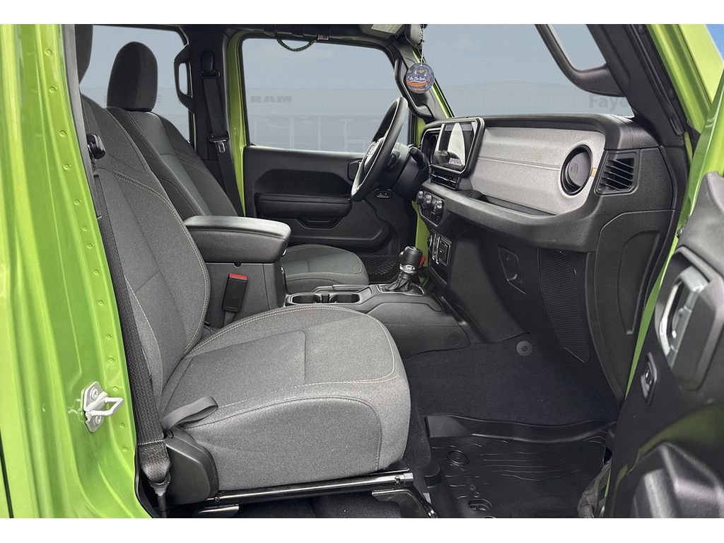 Used 2025 Jeep Wrangler Sport AWD/4WD image 38