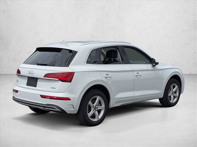 Used 2023 Audi Q5 2.0T Premium w/ Convenience Package AWD/4WD image 5