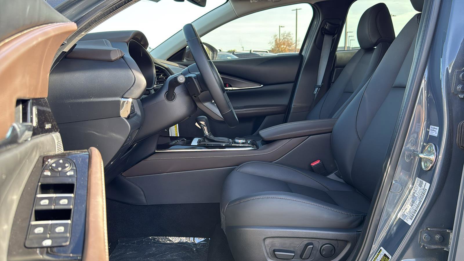 New 2025 MAZDA CX-30 2.5 Turbo w/ Premium Package image 21