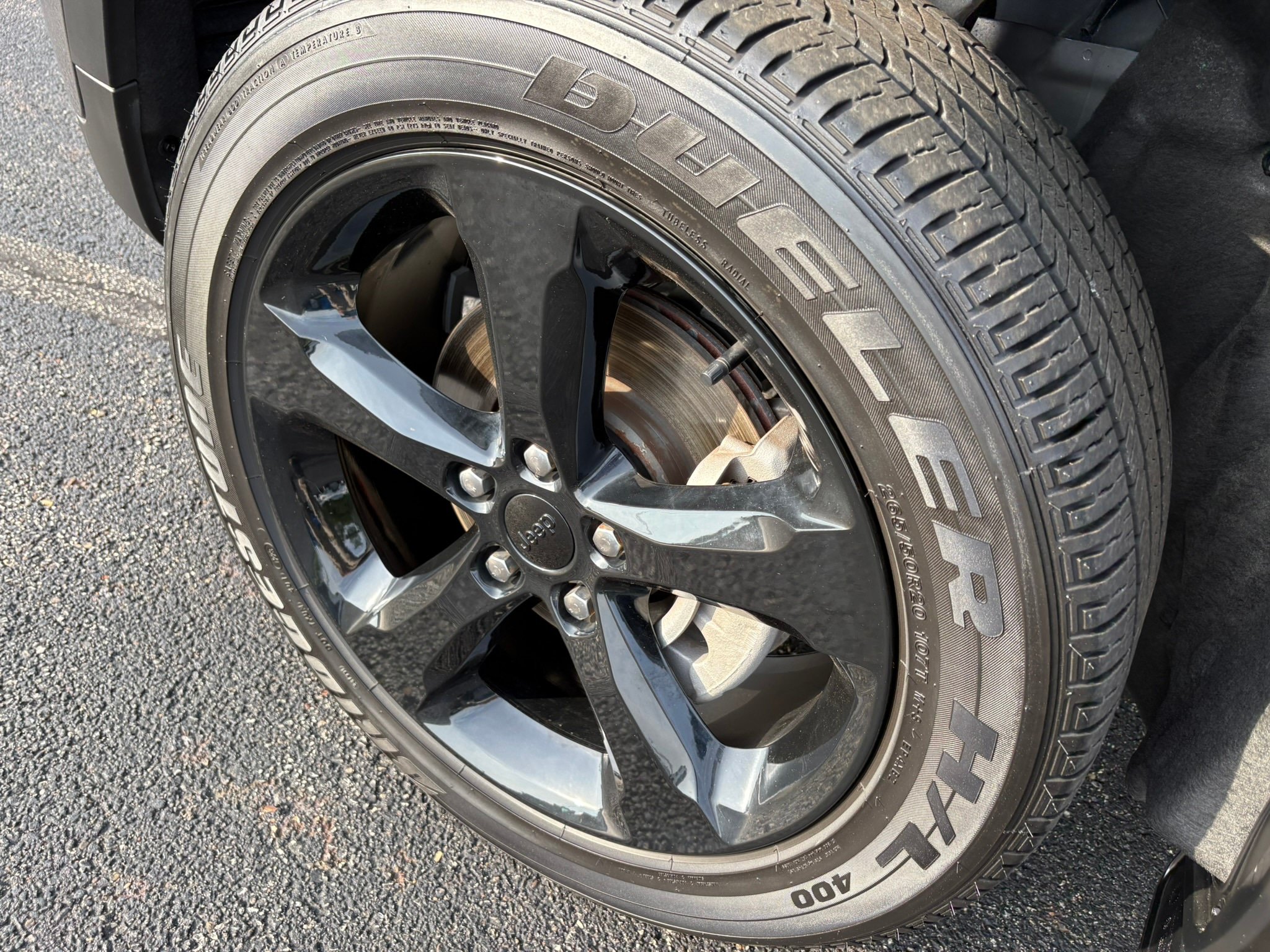 Used 2023 Jeep Grand Cherokee Altitude AWD/4WD image 8