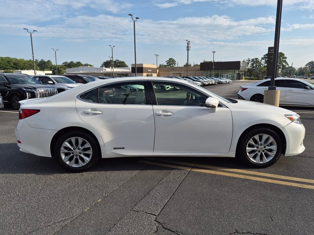 Used 2013 Lexus ES 300h w/ Premium Pkg FWD image 4