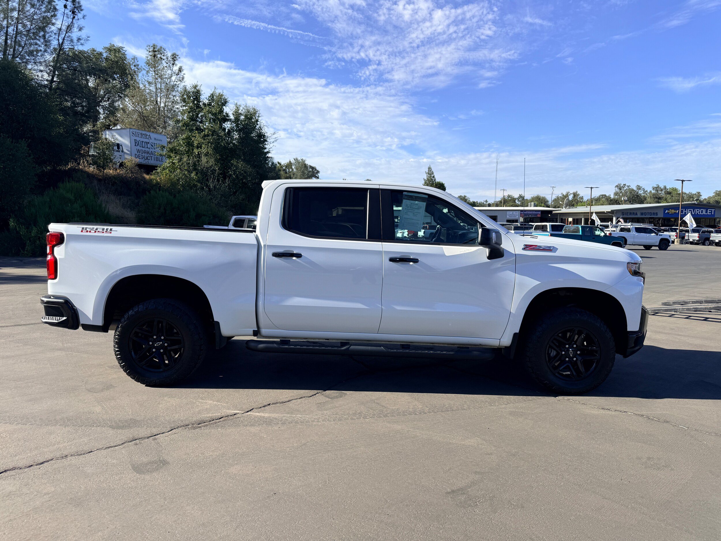 Used 2020 Chevrolet Silverado 1500 LT Trail Boss AWD/4WD image 5
