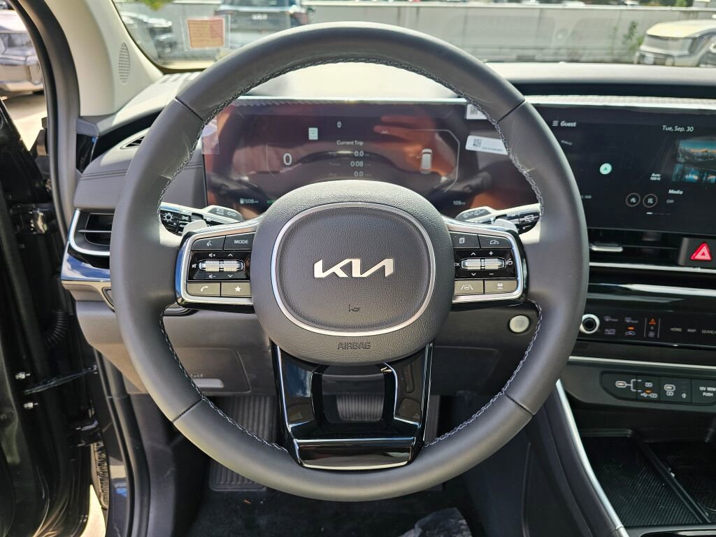 New 2026 Kia Carnival SX Prestige image 11