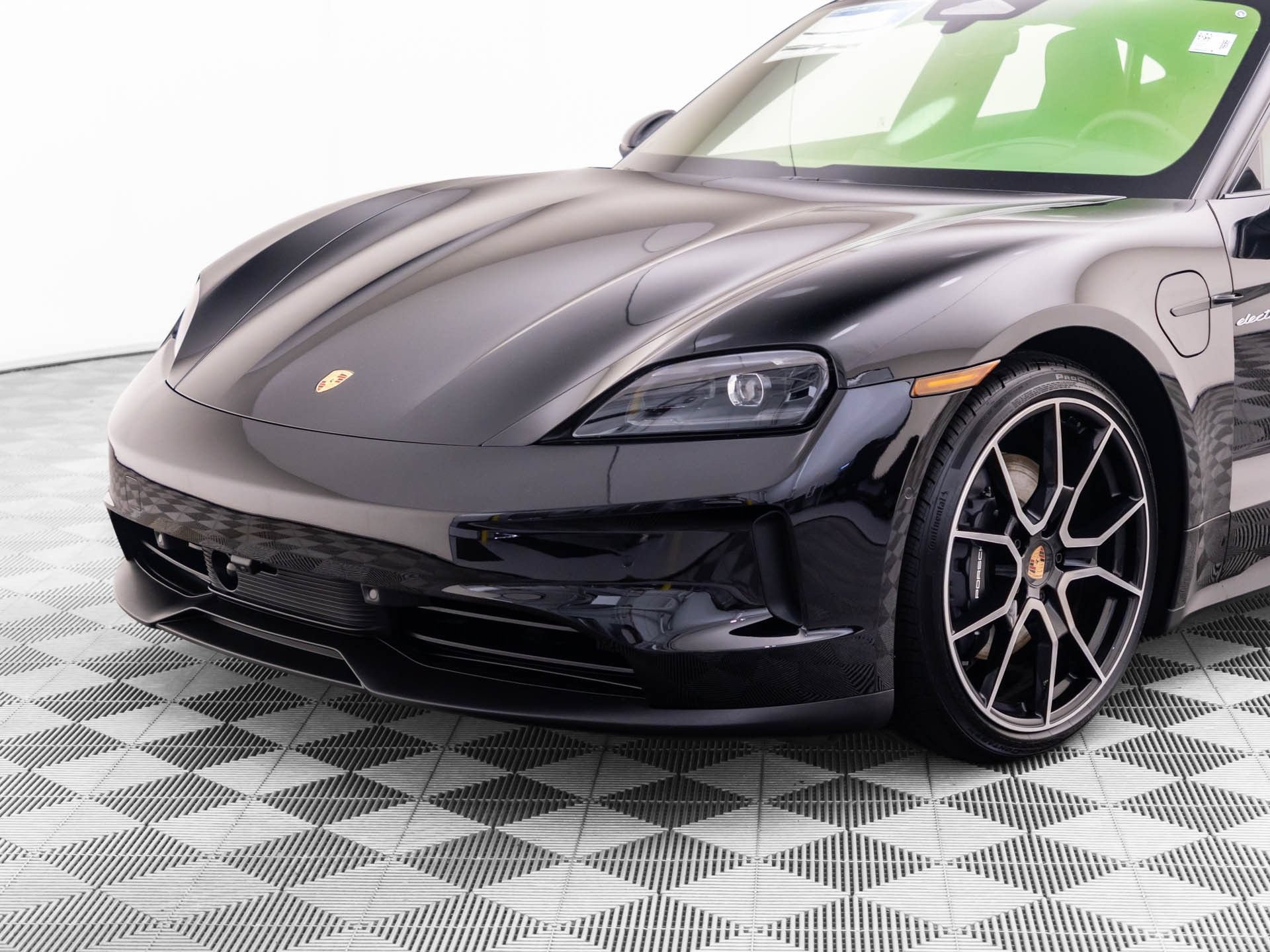 New 2026 Porsche Taycan AWD/4WD image 42