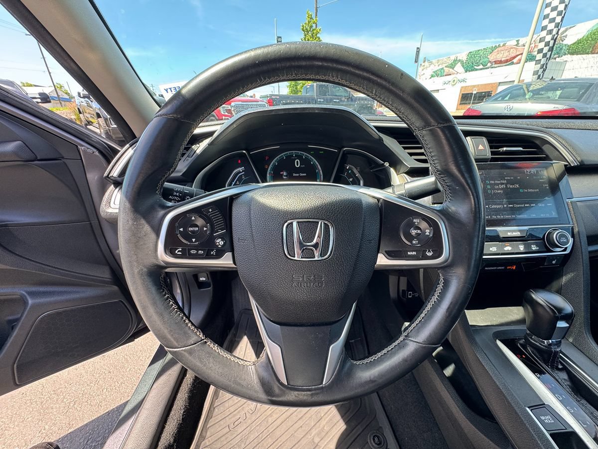 Used 2017 Honda Civic Touring image 18