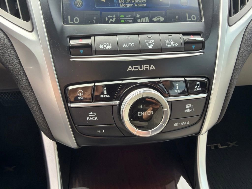 Used 2016 Acura TLX w/ Technology Package FWD image 26