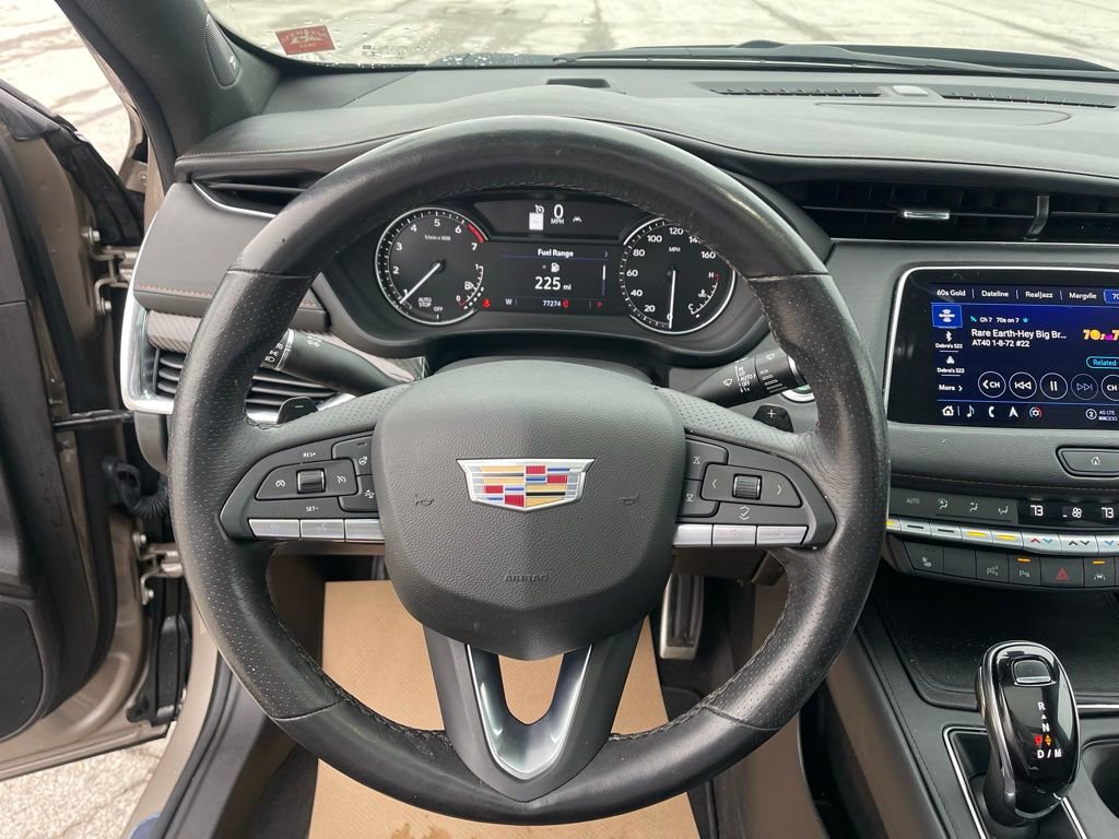 Used 2023 Cadillac XT4 Sport w/ Enhanced Visibility Package image 13