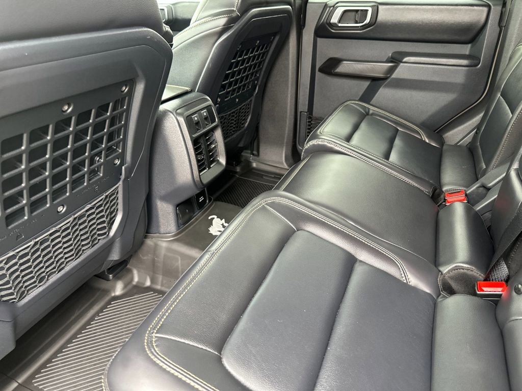 Certified 2025 Ford Bronco Badlands image 11