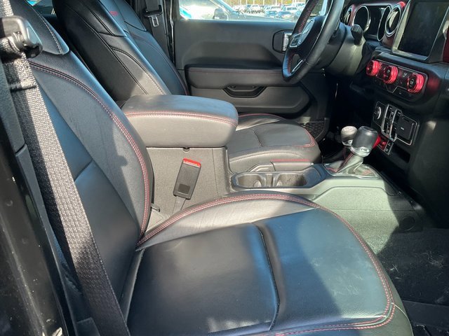 Used 2023 Jeep Wrangler Unlimited Rubicon w/ Cold Weather Group image 11
