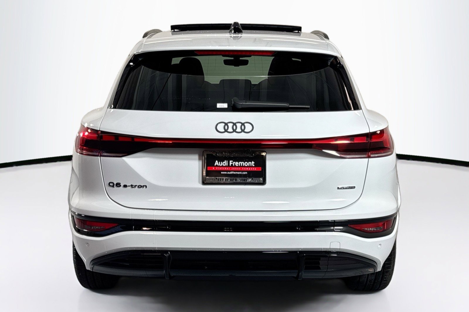 New 2027 Audi Q6 e-tron Premium Plus image 6