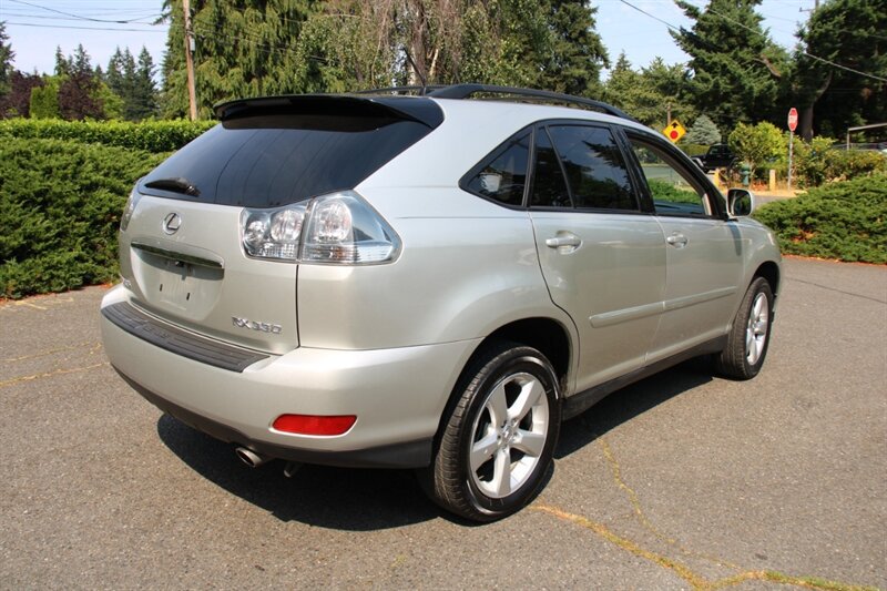 Used 2005 Lexus RX 330 AWD w/ Premium Plus Pkg image 3