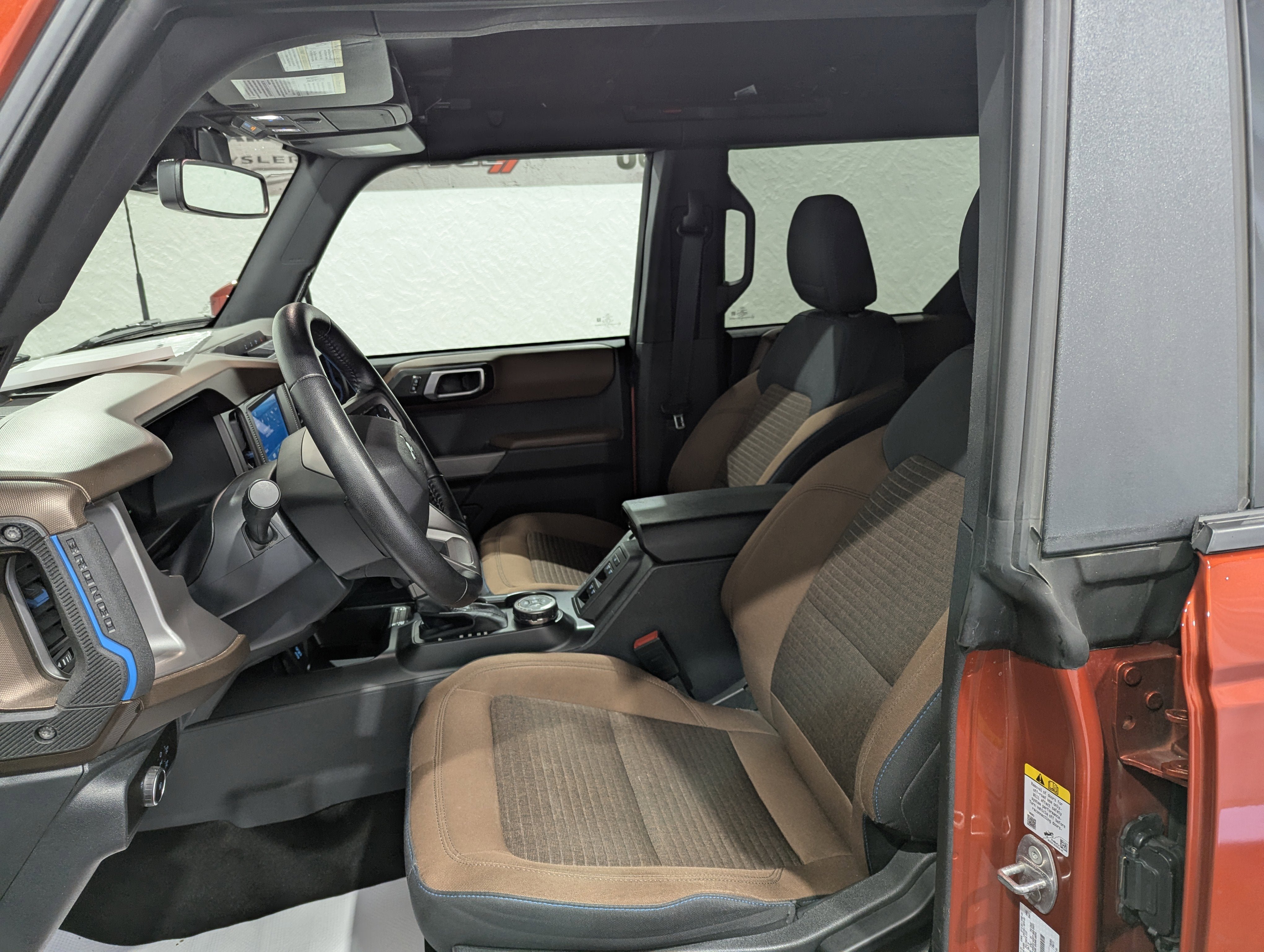 Used 2023 Ford Bronco Outer Banks AWD/4WD image 14
