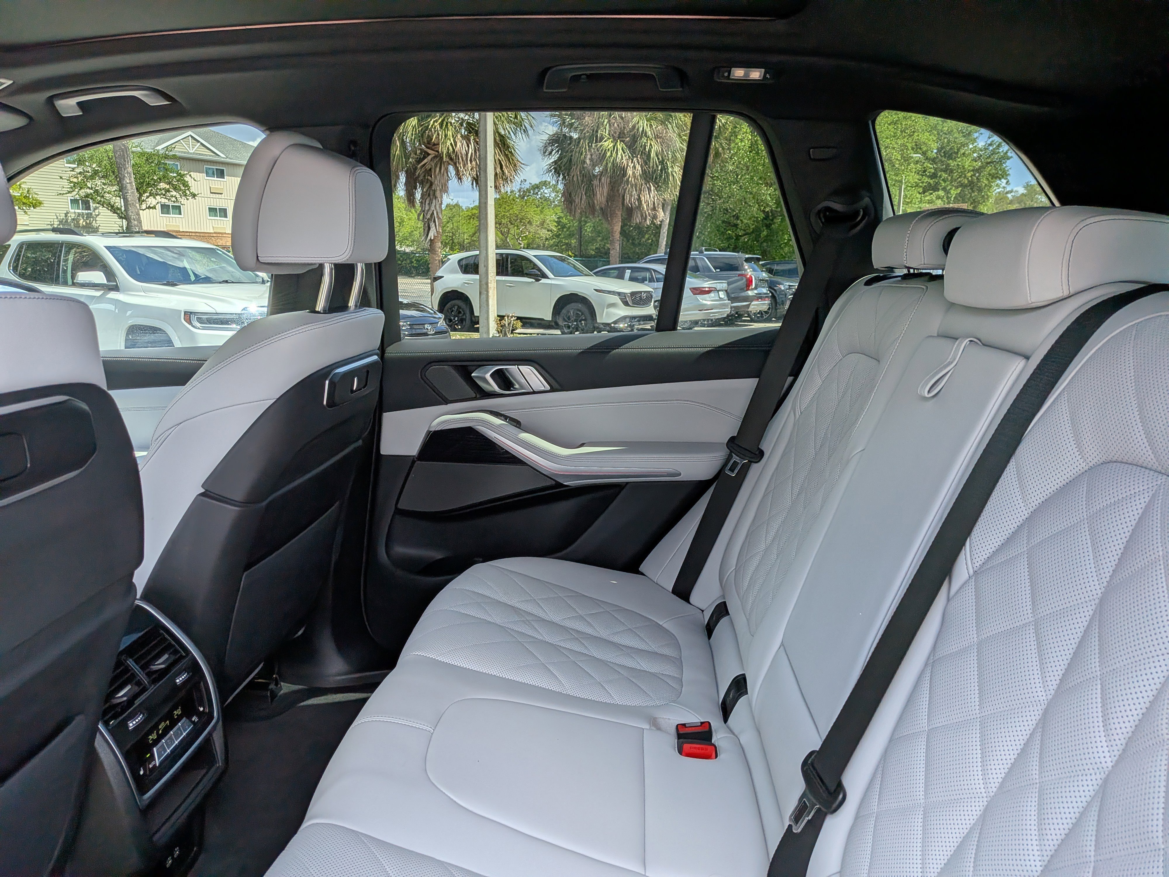 Used 2026 BMW X5 xDrive40i image 14