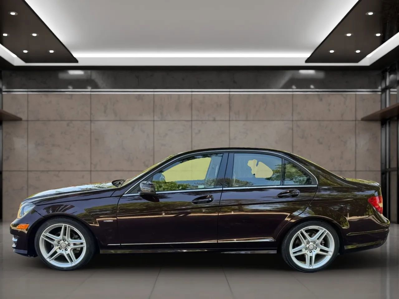 Used 2012 Mercedes-Benz C 250 Sedan image 3