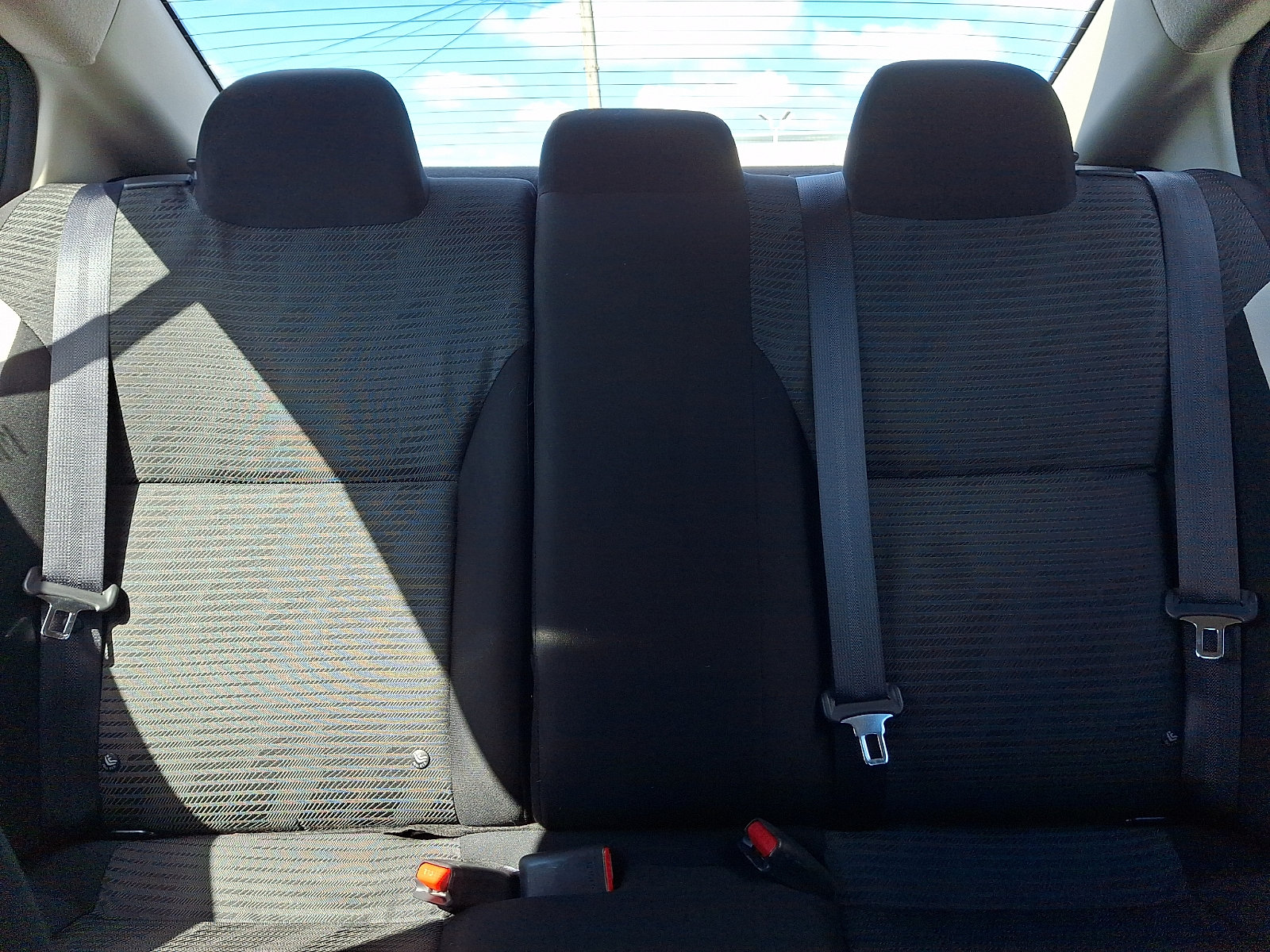 Used 2021 Nissan Versa SV FWD image 15