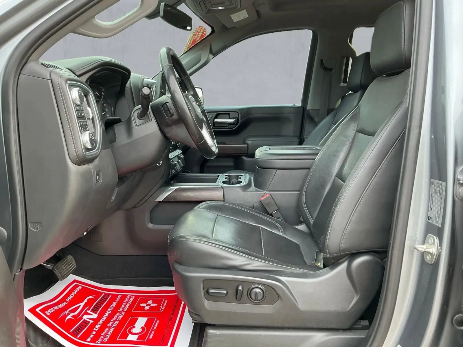 Used 2019 GMC Sierra 1500 SLT image 12