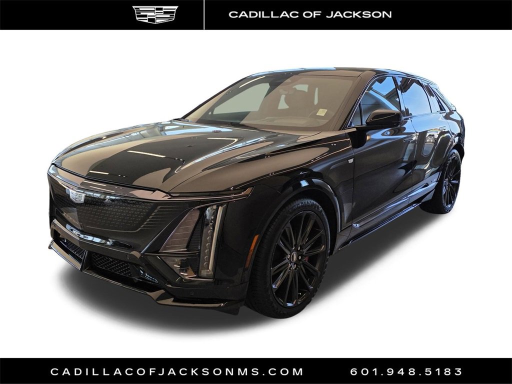 New 2026 Cadillac Lyriq V image 8