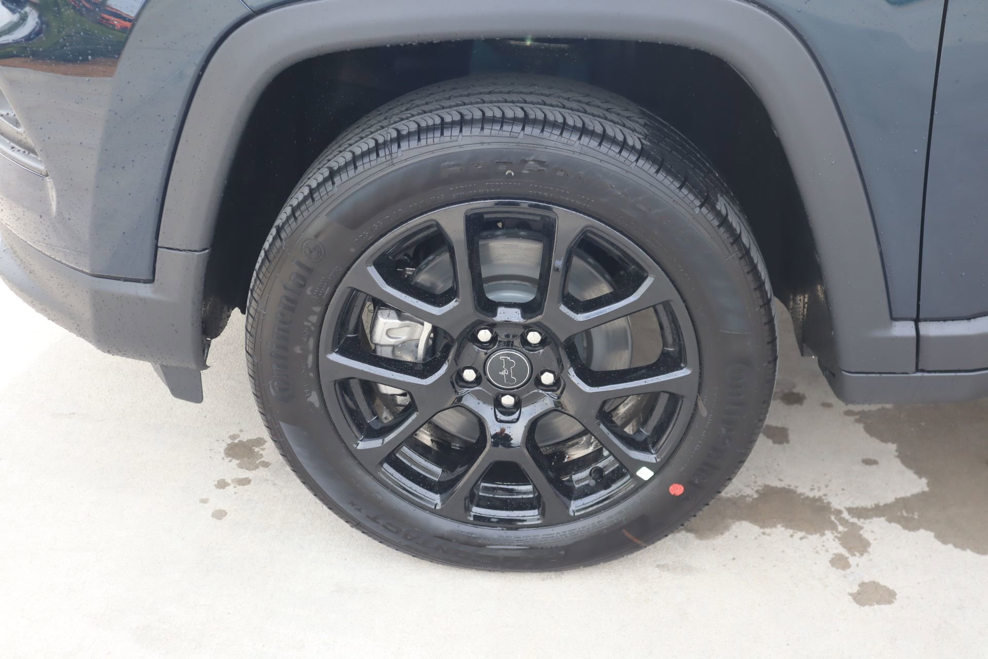 New 2026 Jeep Compass Latitude image 17