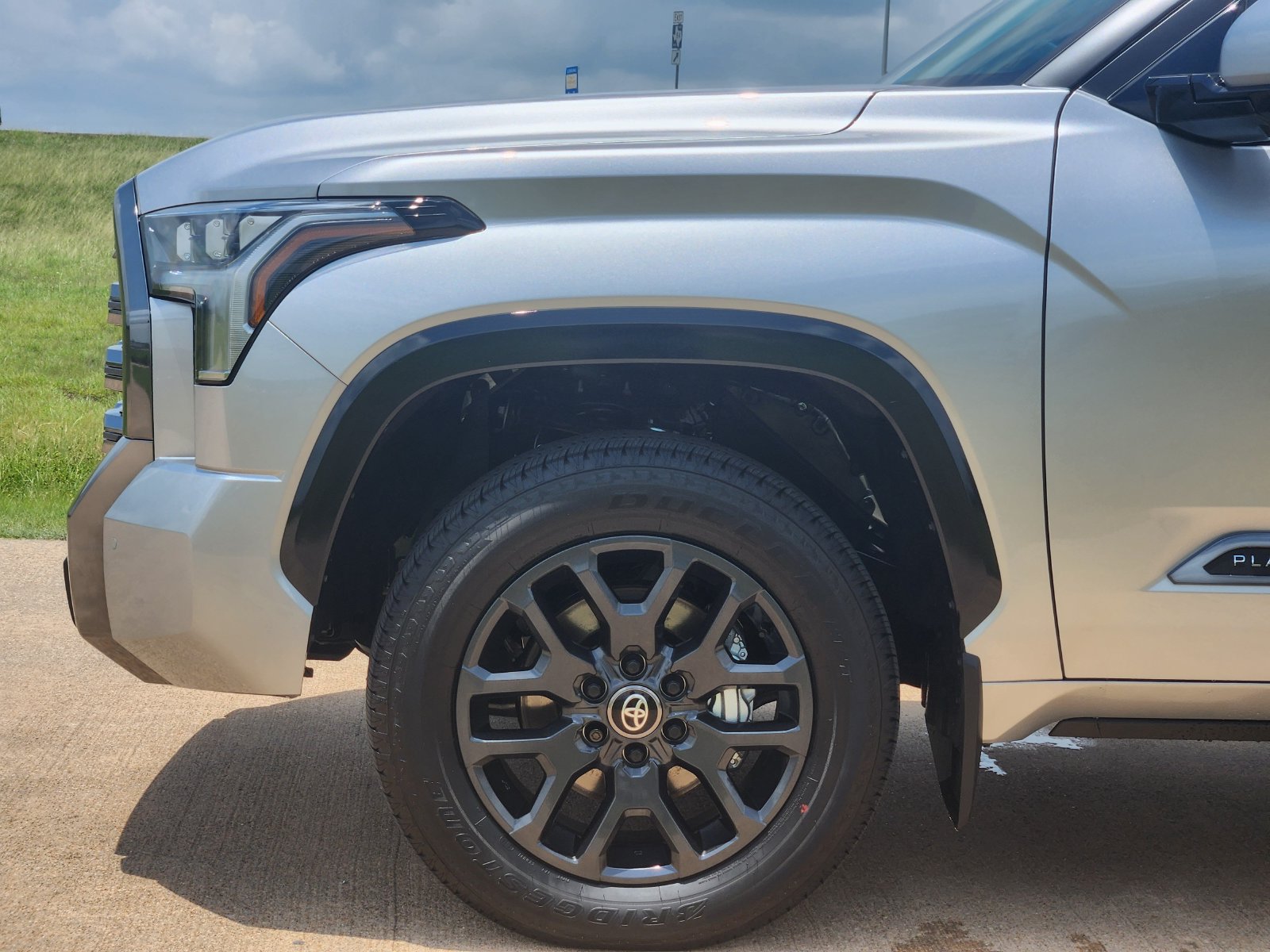New 2026 Toyota Tundra Platinum AWD/4WD image 10