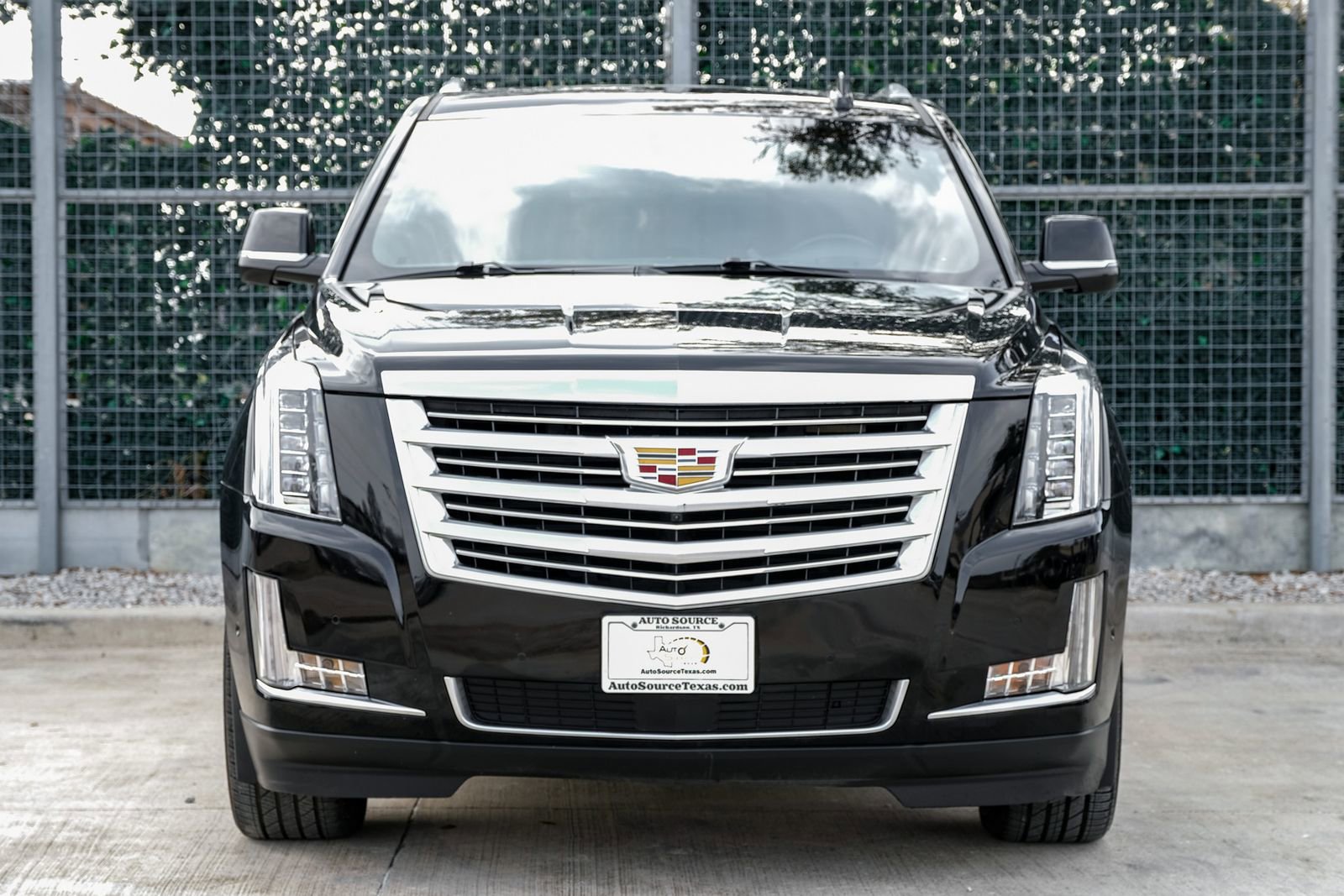 Used 2019 Cadillac Escalade ESV Platinum image 6
