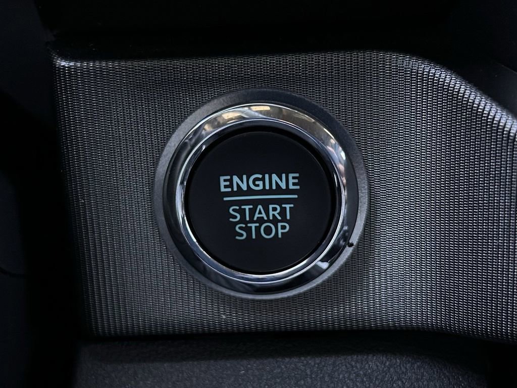 Used 2024 Ford F350 Platinum image 24