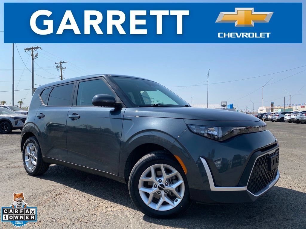 Used 2025 Kia Soul LX w/ LX Technology Package FWD image 1