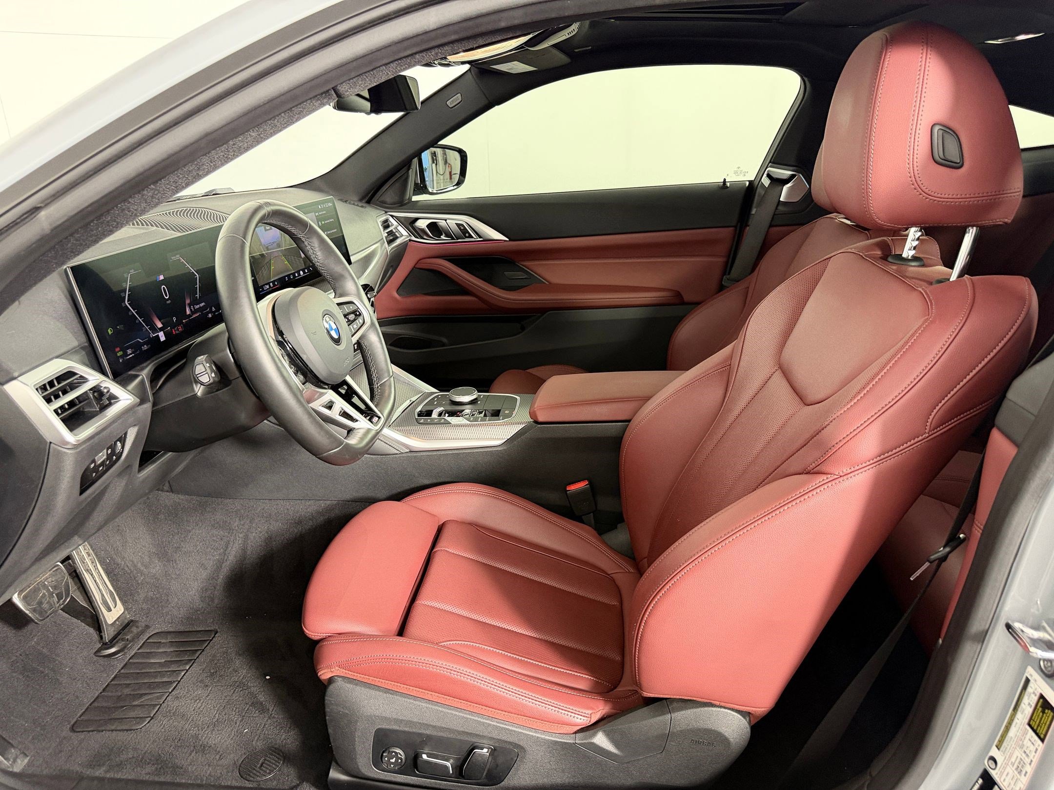 Certified 2025 BMW 430i Coupe w/ M Sport Package RWD image 5