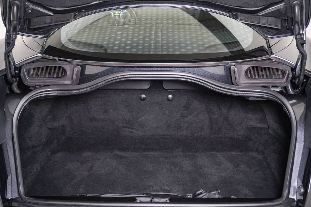 Used 2024 Aston Martin DB12 Coupe RWD image 33
