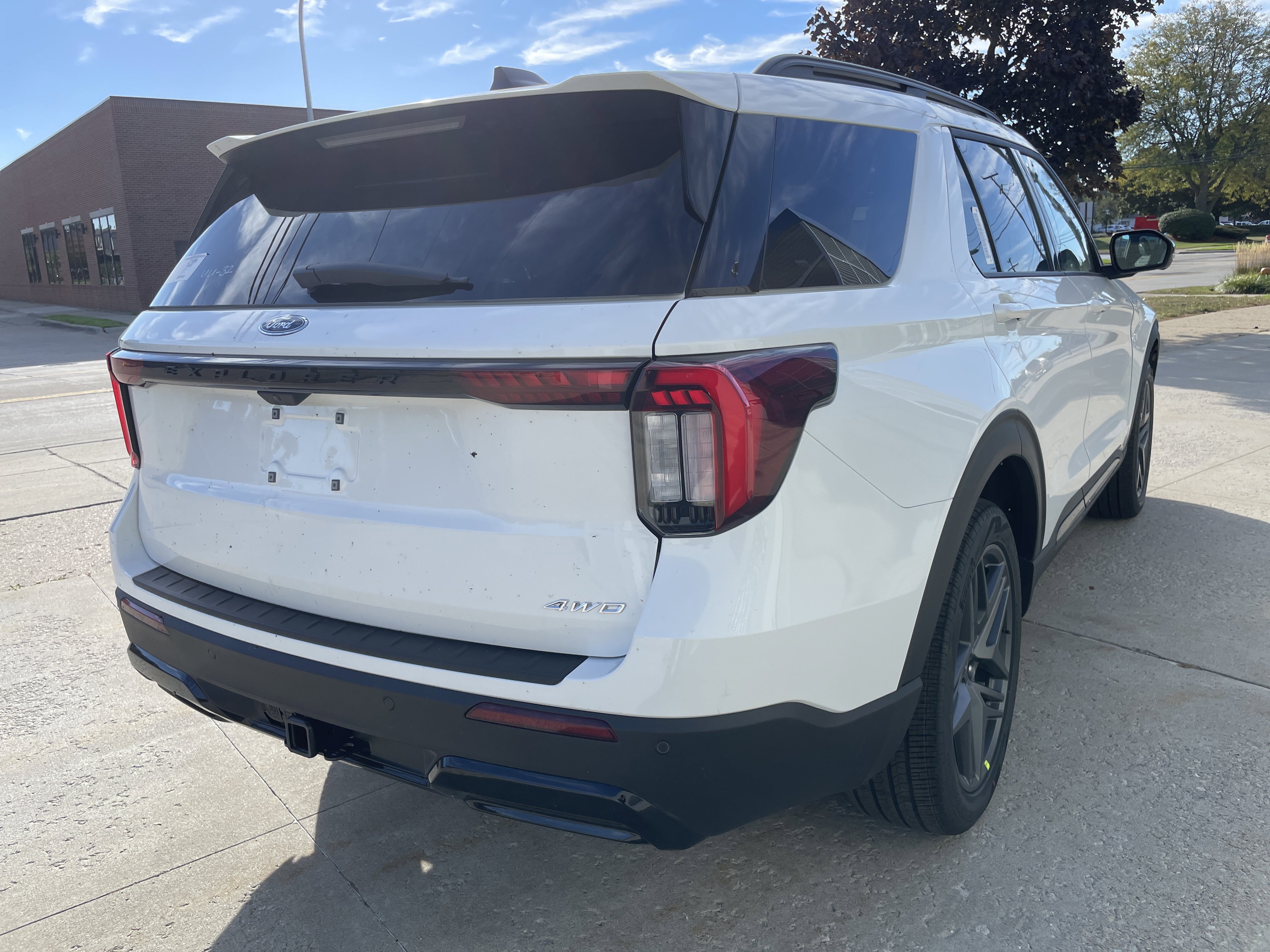 New 2026 Ford Explorer ST-Line image 4