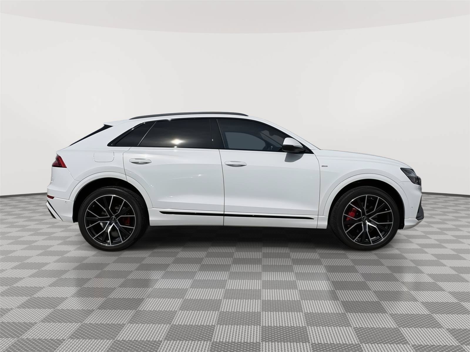 Certified 2023 Audi Q8 Premium Plus w/ Premium Plus Package AWD/4WD image 6