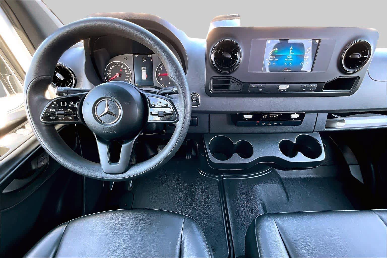 Used 2023 Mercedes-Benz Sprinter 2500 image 6