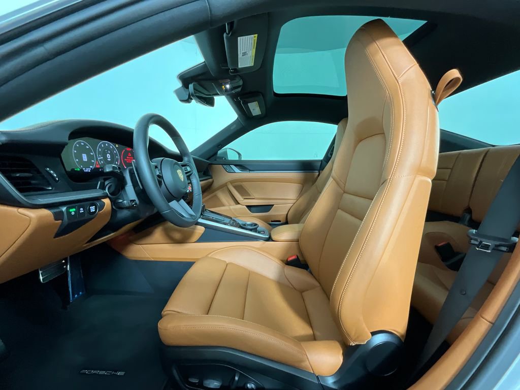 Used 2026 Porsche 911 Carrera image 16