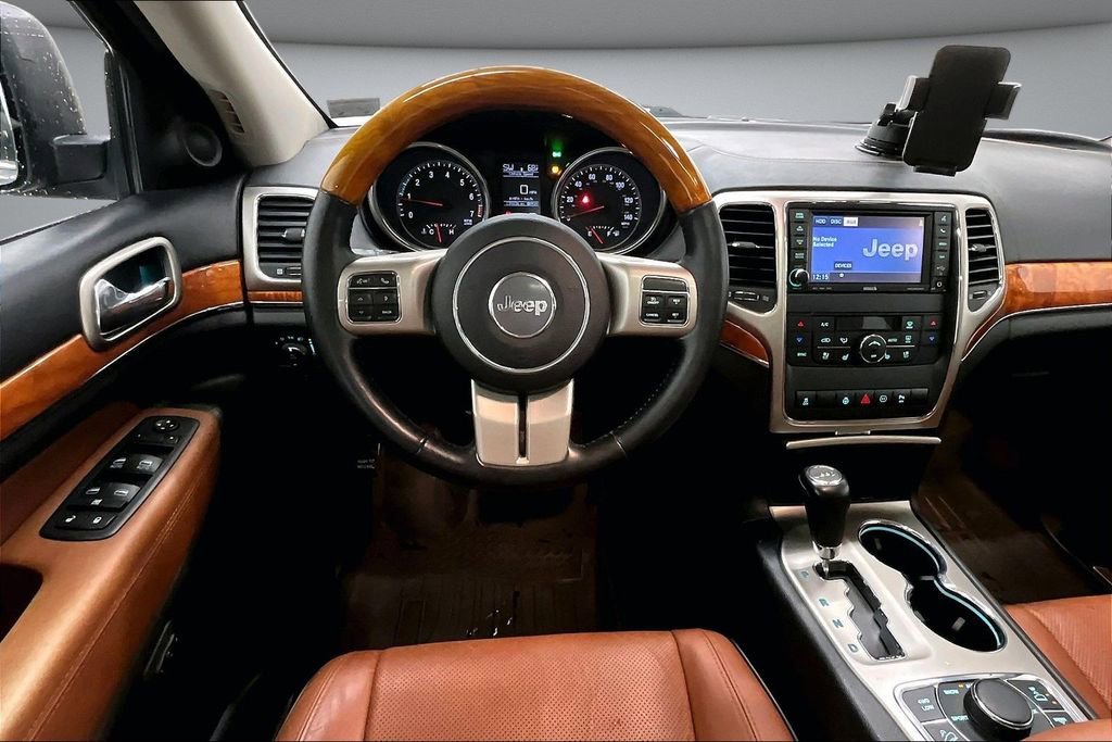 Used 2012 Jeep Grand Cherokee Overland AWD/4WD image 8