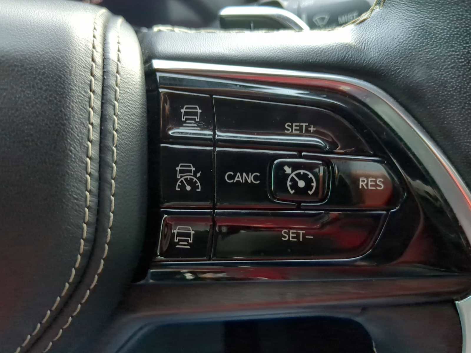 Used 2022 Jeep Grand Cherokee L Overland image 17