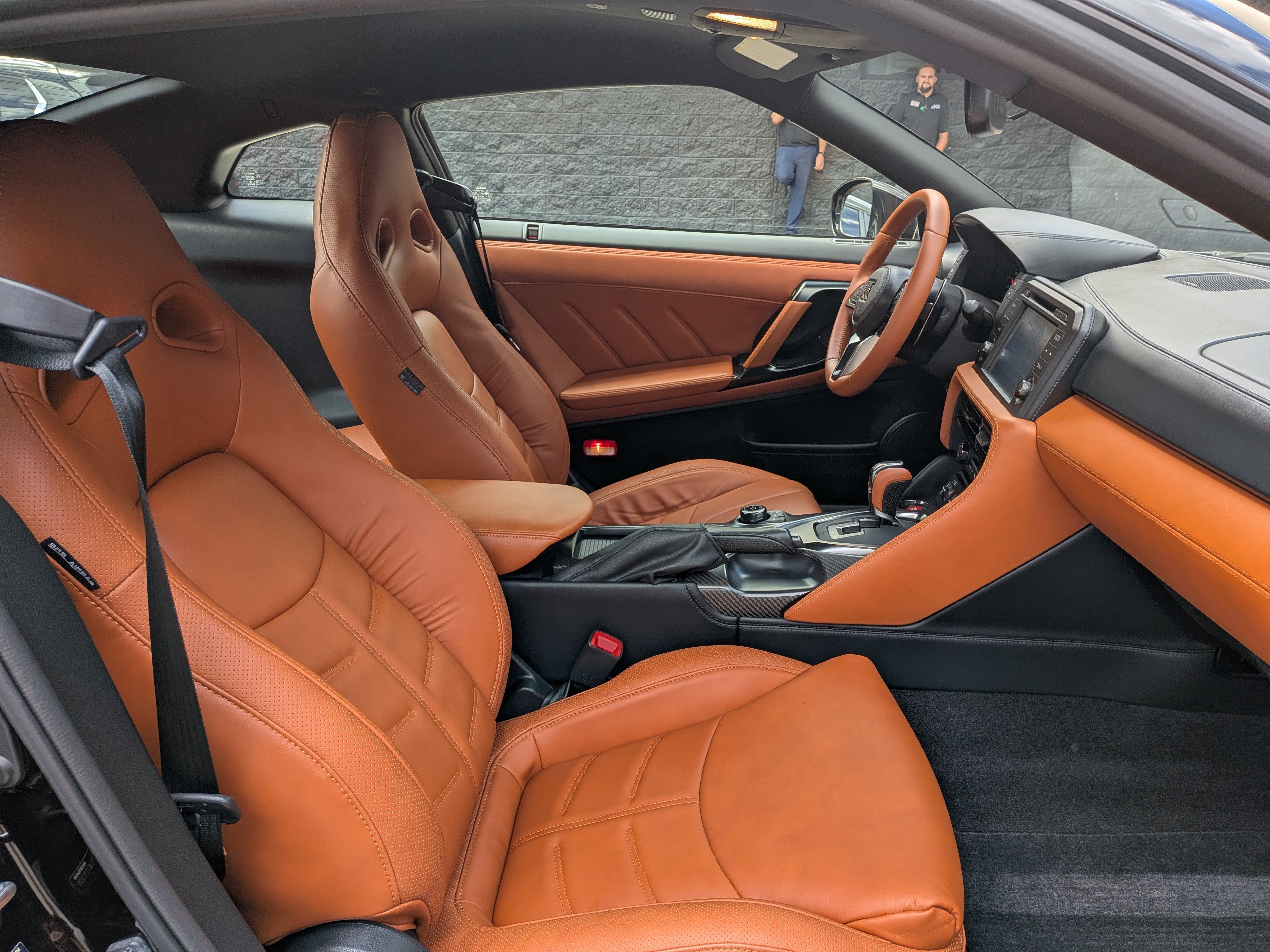 Used 2020 Nissan GT-R Premium w/ Premium Interior Package AWD/4WD image 15