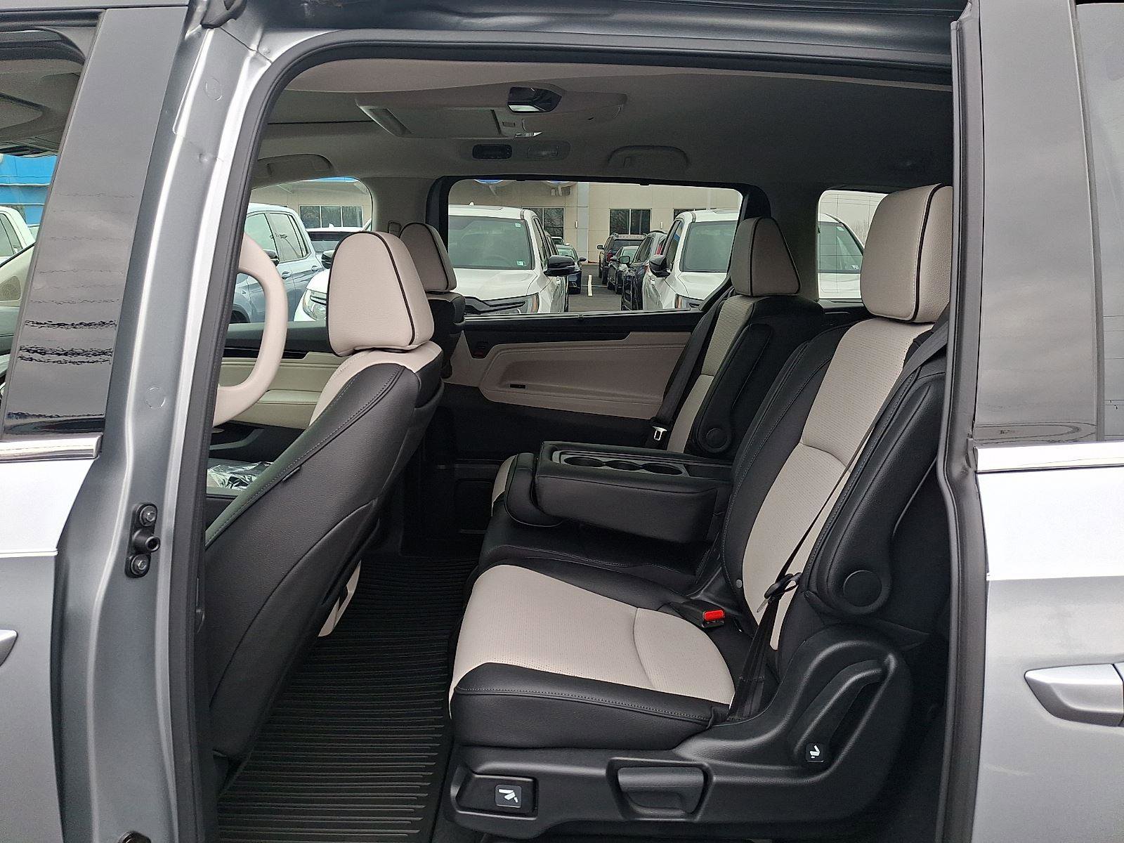 New 2026 Honda Odyssey Elite image 5