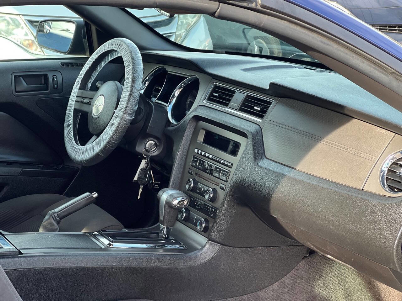 Used 2012 Ford Mustang Premium image 16