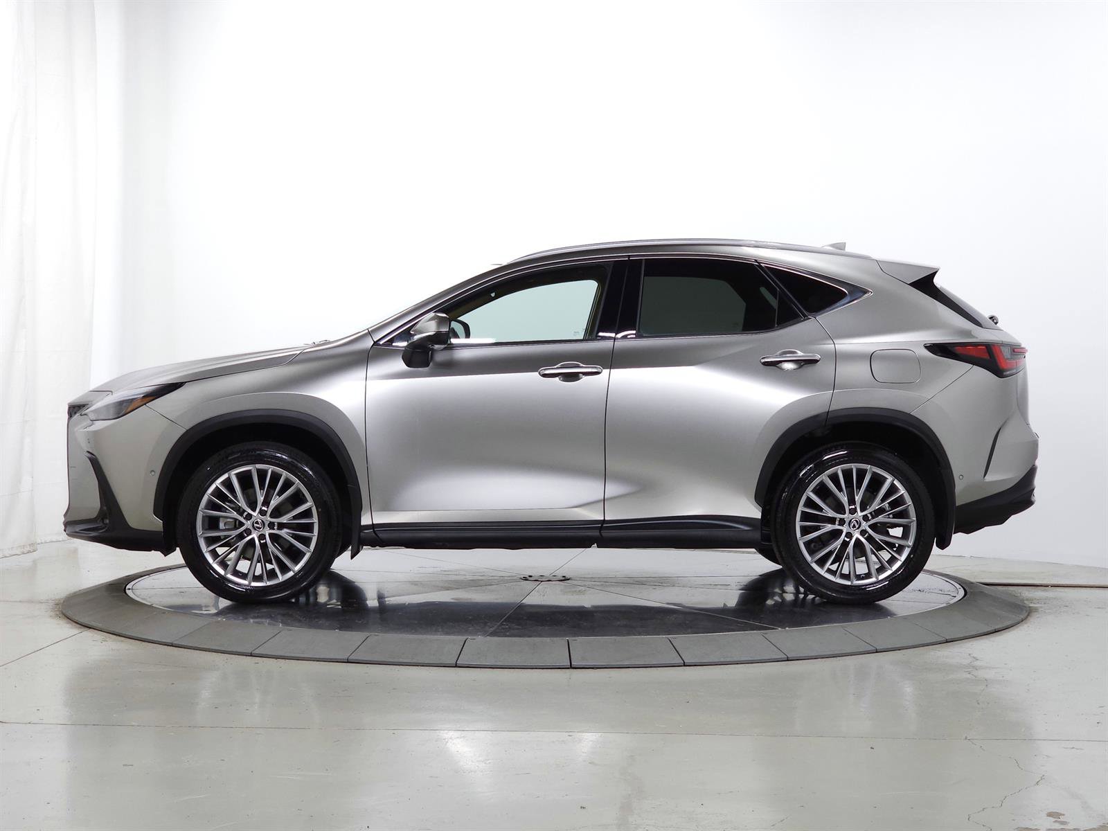 Certified 2025 Lexus NX 350 AWD w/ Cold Area Package image 5