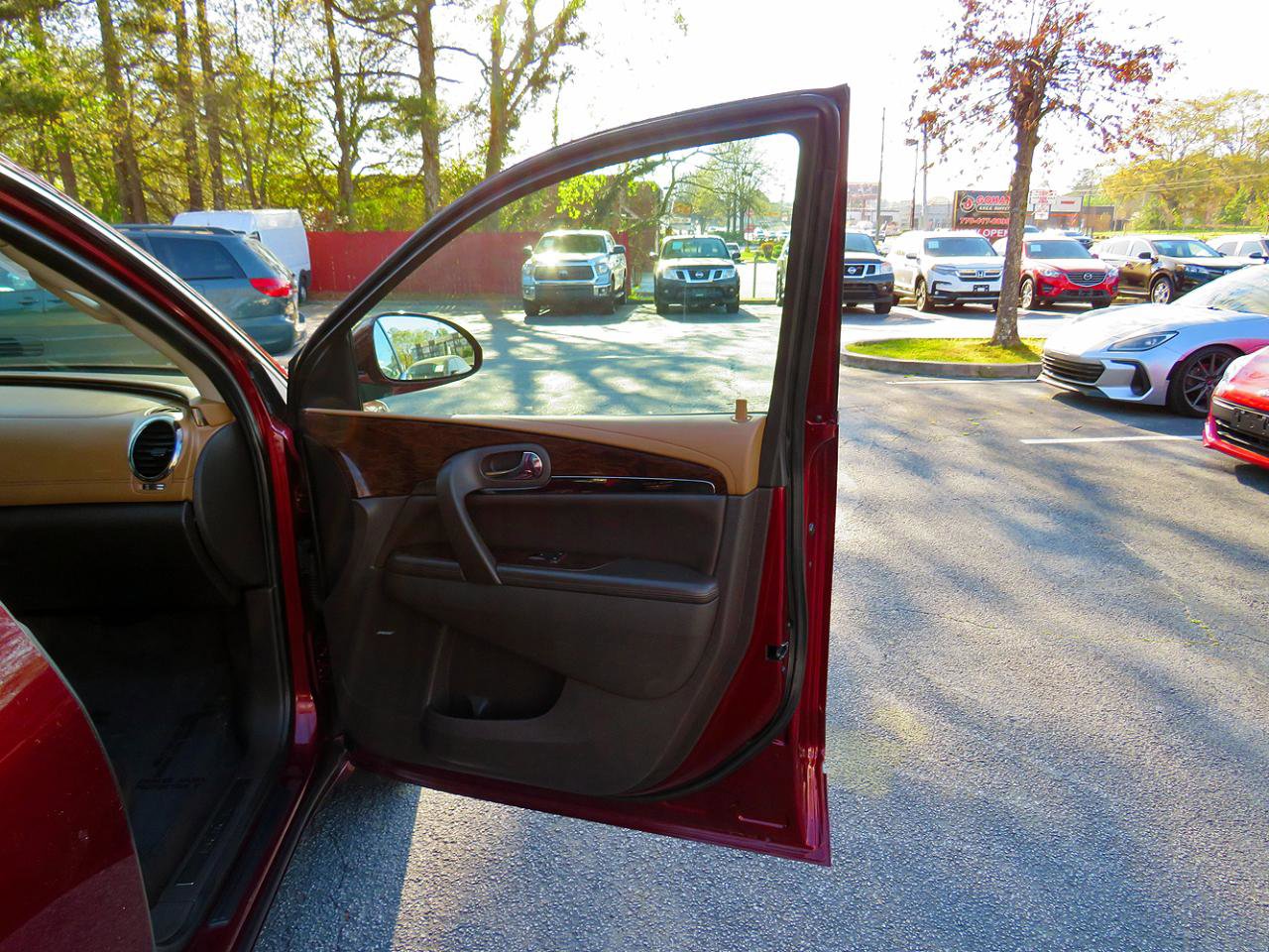 Used 2017 Buick Enclave Premium w/ Experience Buick Package image 33