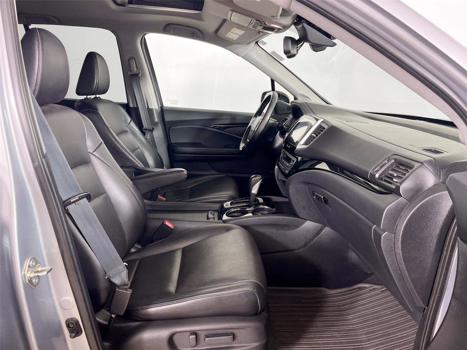 Used 2017 Honda Ridgeline RTL-E image 28