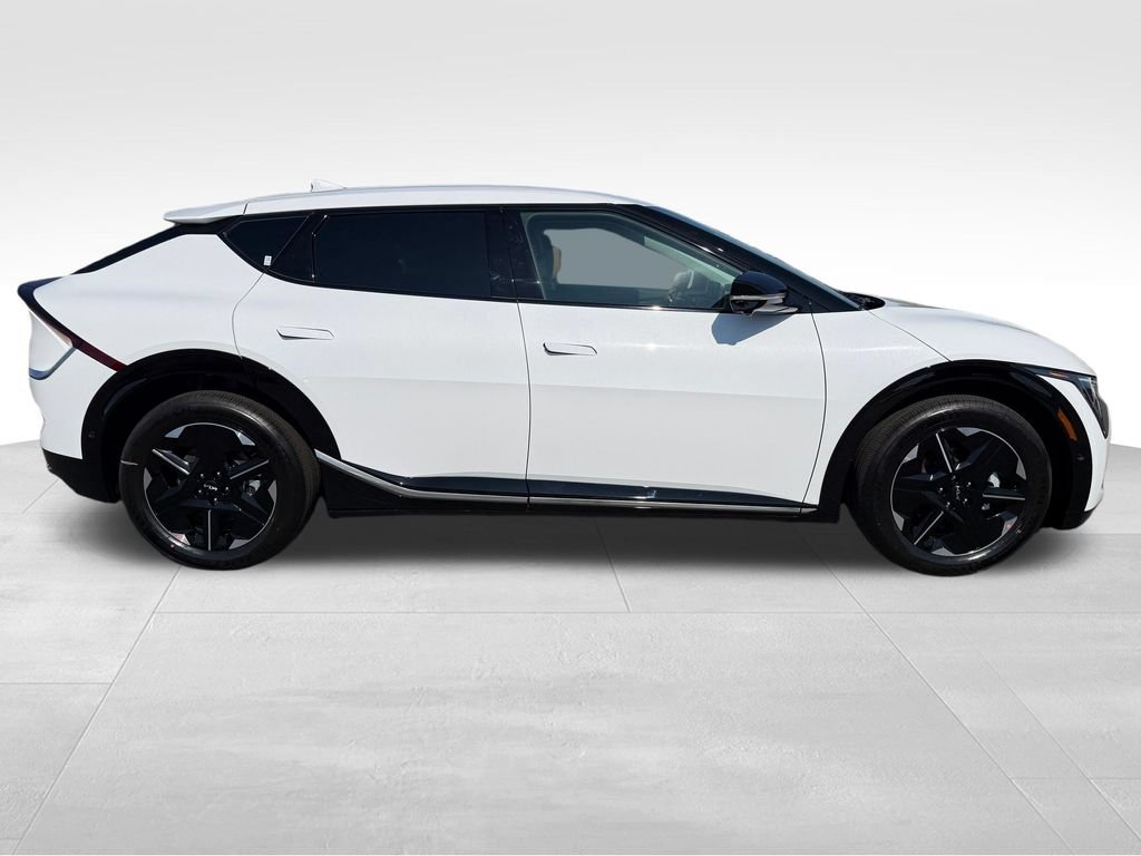 New 2026 Kia EV6 Wind AWD/4WD image 8