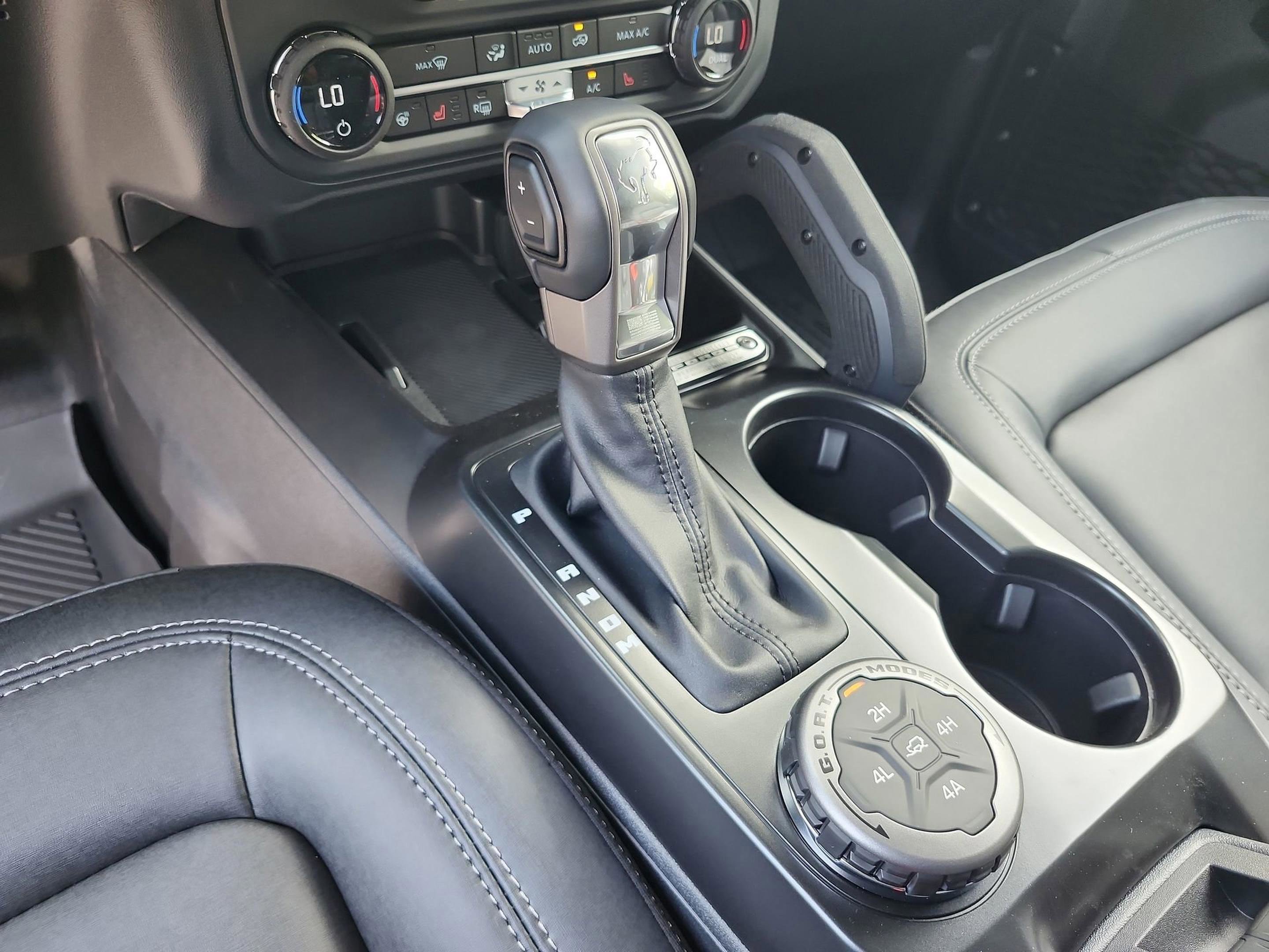 New 2025 Ford Bronco Badlands image 14