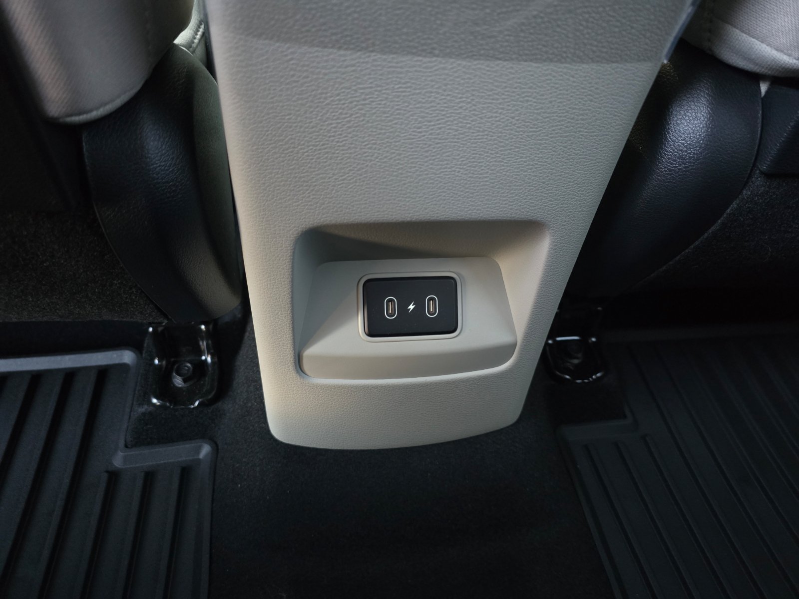 Used 2025 Kia Soul EX FWD image 24