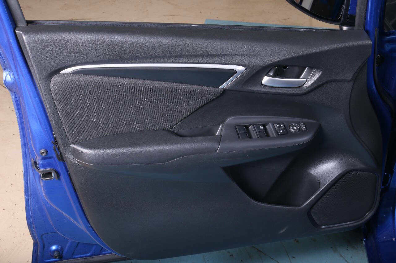 Used 2016 Honda Fit EX image 23