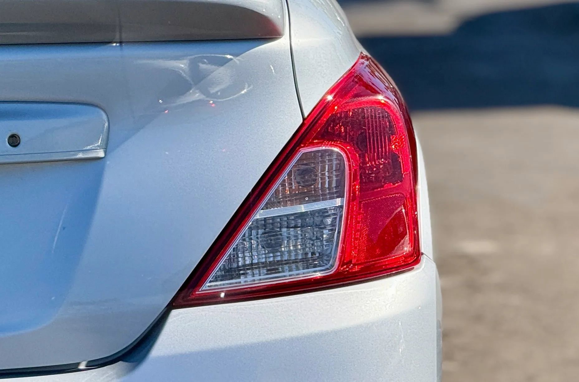 Used 2019 Nissan Versa S Plus image 5