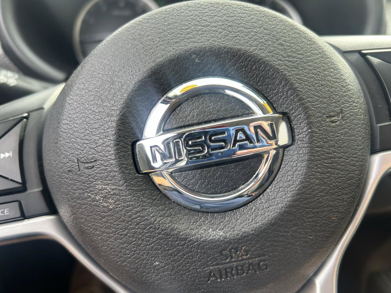 Used 2019 Nissan Kicks S FWD image 19