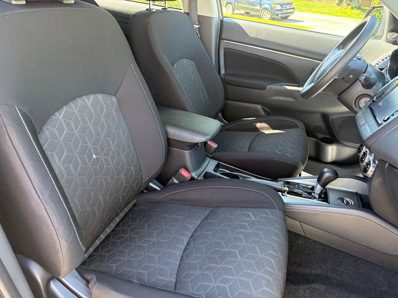 Used 2024 Mitsubishi Outlander Sport ES AWD/4WD image 24