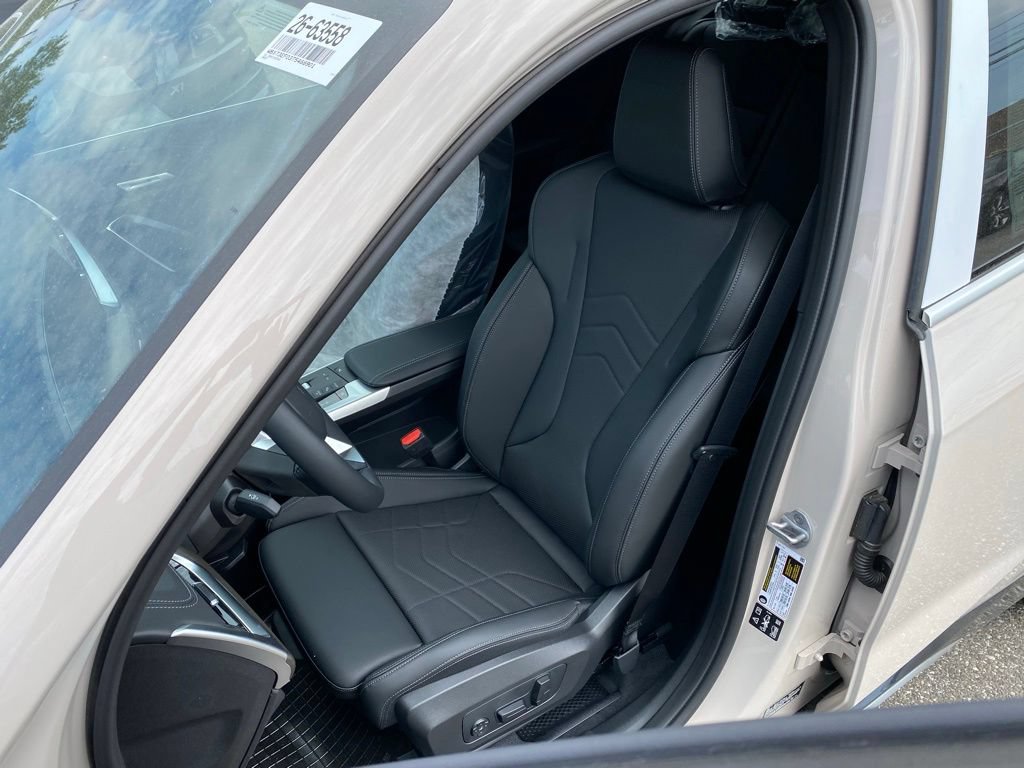New 2026 BMW X1 xDrive28i AWD/4WD image 12